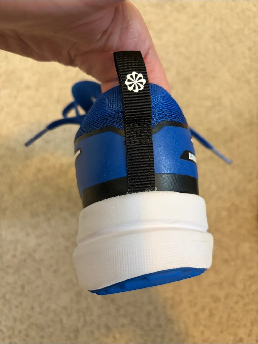 NIKE Cosmic runner sneaker, 5